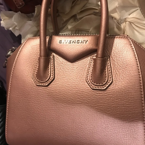 15 auth Designer bags lot available!Check them out - Picture 6 of 8